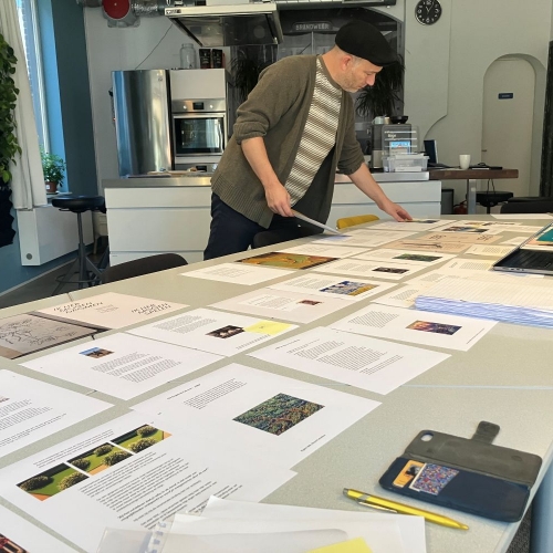 Yurr.studio, ontwerper van het boek 